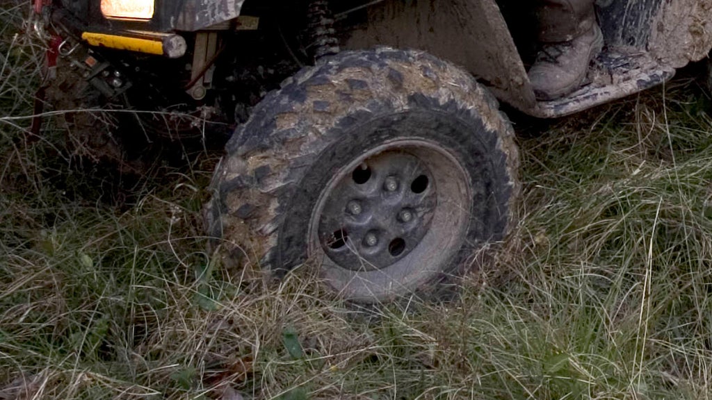 Father, daughter killed in northeast Minnesota ATV crash, sheriff says — WCCO / CBS Minnesota, Maplewood Community news