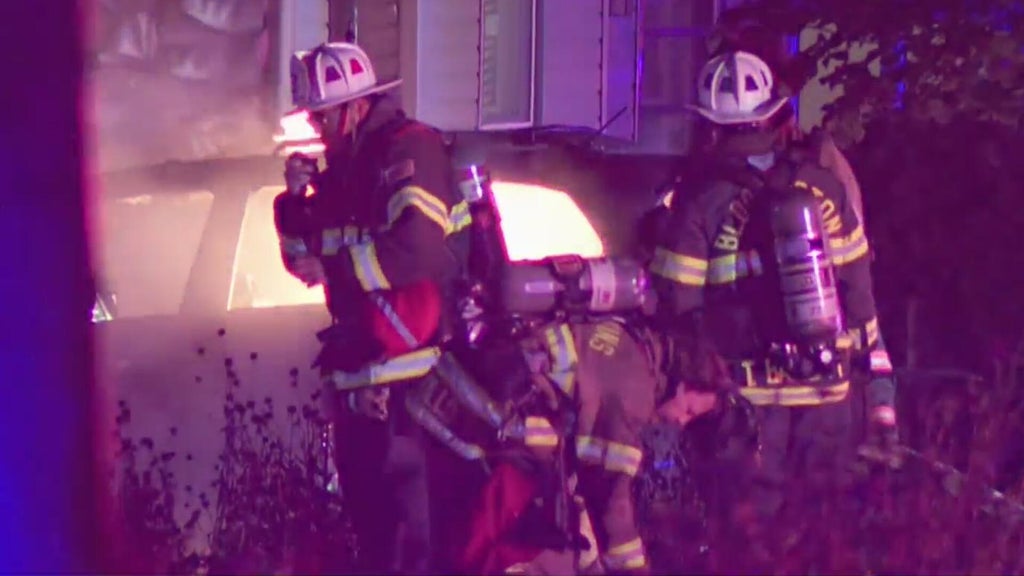 Fire destroys home, detached garage in St. Louis Park, city officials say — WCCO / CBS Minnesota, Maplewood Sports news