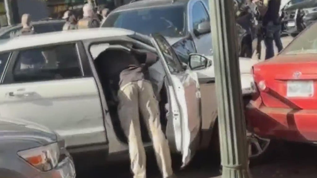4 men arrested after "traveling dangerously" across Minneapolis in stolen car, sheriff says — WCCO / CBS Minnesota, Maplewood Business news