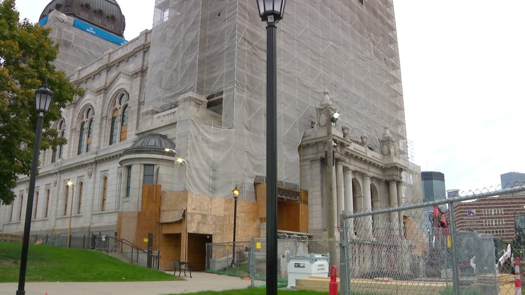No charges yet after break-in at Basilica of St. Mary in Minneapolis — Maplewood Business news