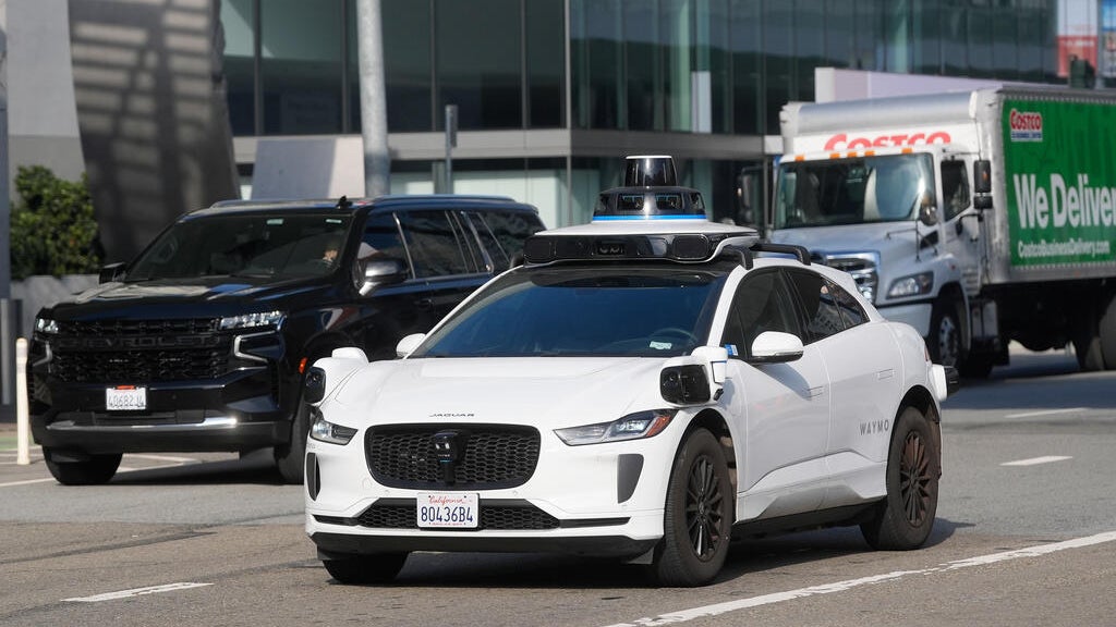 St. Paul City Council approves plan to study impact of robotaxis on workforce, public safety — WCCO / CBS Minnesota, Maplewood Technology news