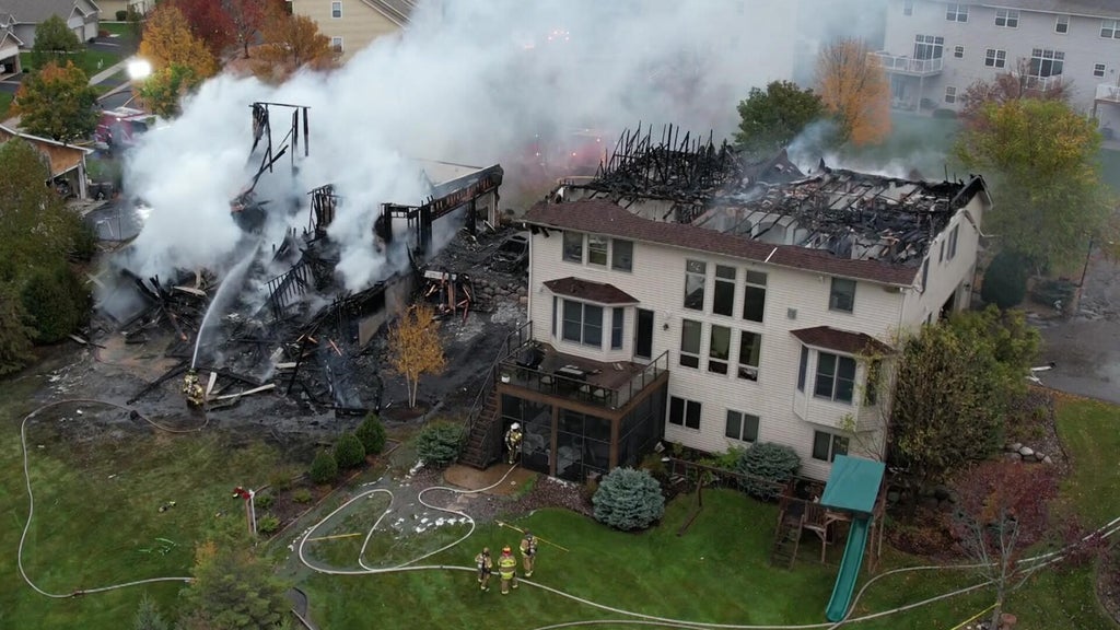1 person unaccounted for in Victoria neighborhood fire, mayor says — WCCO / CBS Minnesota, Maplewood Real Estate news