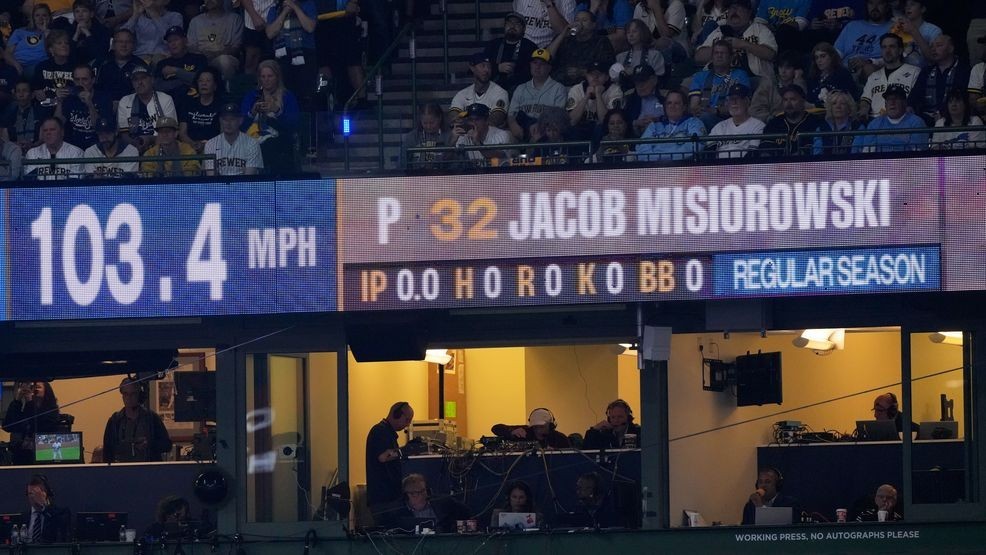 Brewers' Jacob Misiorowski sets World Series velocity record on his first pitch — Fox 11 Green Bay Sports, Maplewood Sports news