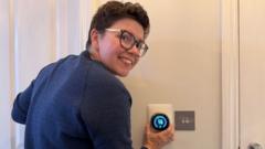 Before you crank up the thermostat, try these tips to keep your house warmer for longer — BBC Business, Maplewood Business news