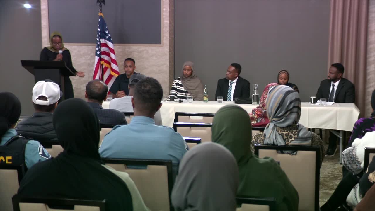 Somali-American police officers address gang violence at town hall; community shares possible solutions — KSTP 5, Maplewood Business news