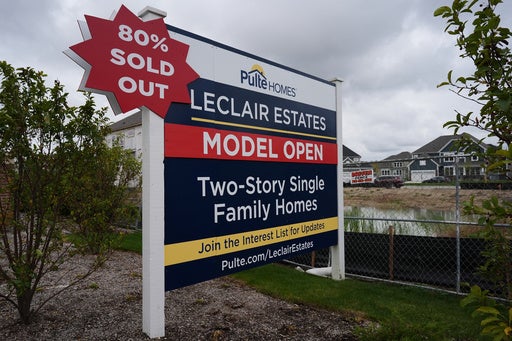 The average 30-year US mortgage rate dips to 7.24%, the lowest level in more than a month. — Maplewood Real Estate news