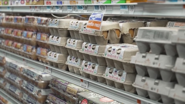 Bad vibes or big warning? The disconnect between consumer sentiment and actual spending keeps growing — KARE 11 Local, Maplewood Community news