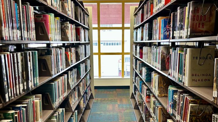 Live outside San Antonio? Library users are getting notices about $30 fee taking effect this month — KENS 5 (San Antonio), Maplewood Community news