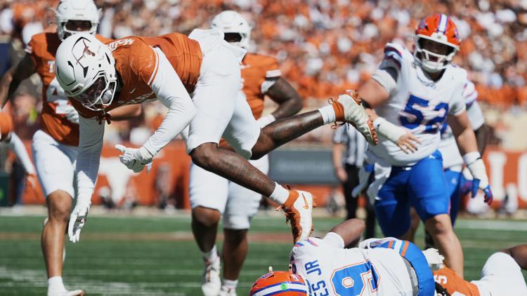 Good fortune continues to flip for No. 7 Texas after upset loss to Florida — KENS 5 (San Antonio), Maplewood Sports news