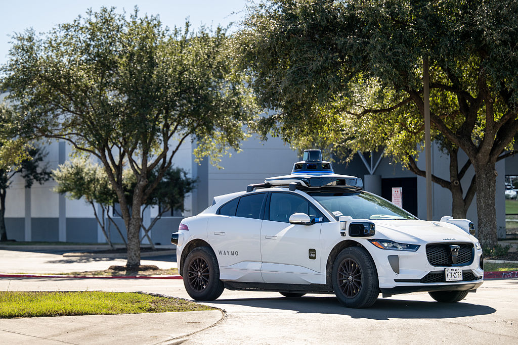 Minneapolis council fails to override mayoral veto of ban on driverless robotaxis — Minnesota Reformer, Maplewood Technology news