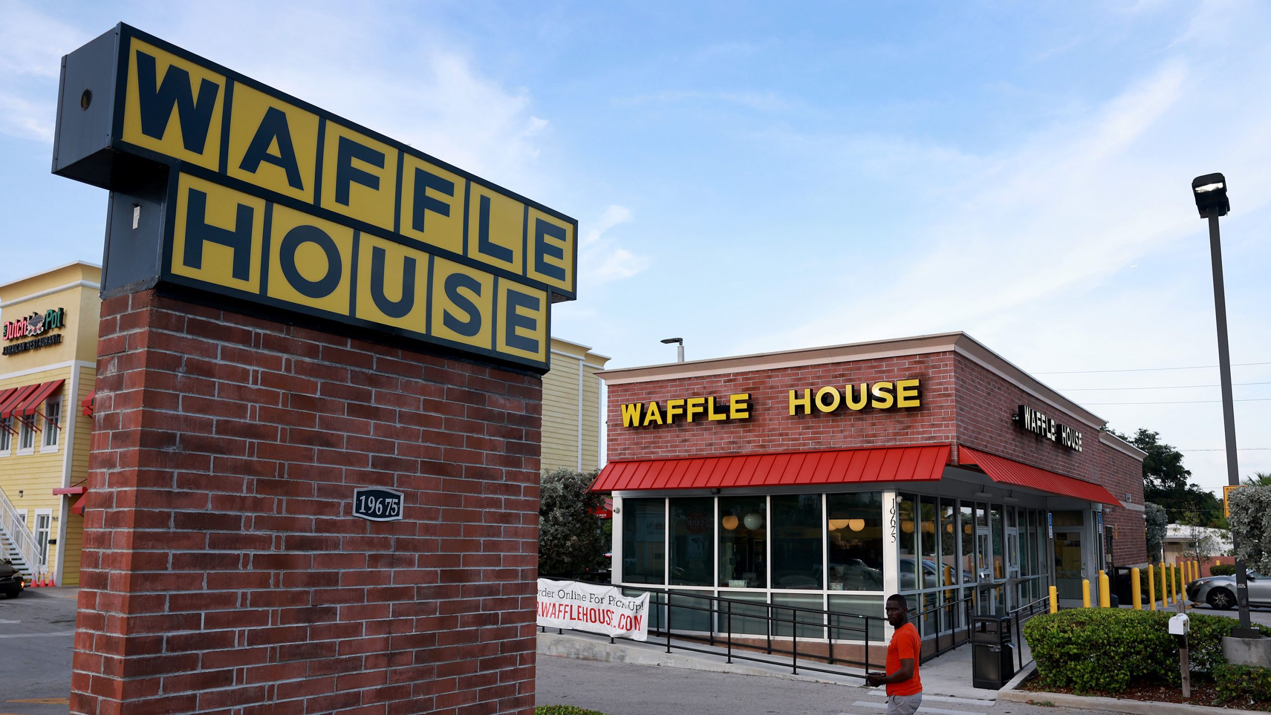 What is the Waffle House Index - Why the government says it works — FOX 9, Maplewood Dining news