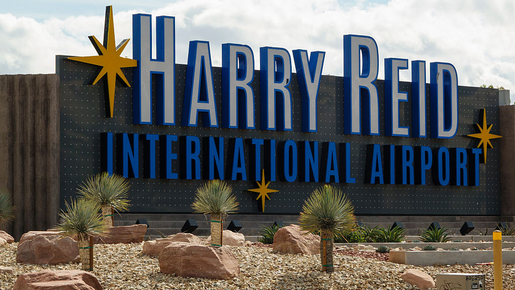 Private jet runs off Vegas runway and crashes into airport fence — FOX 9