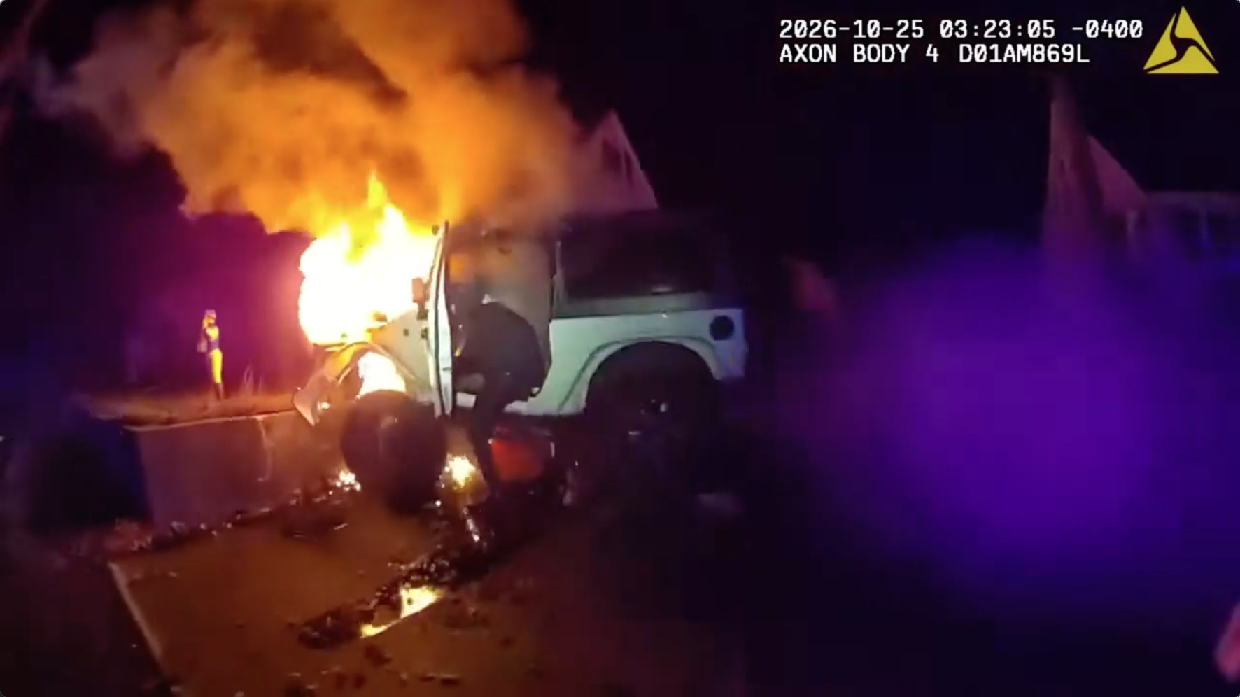 Bodycam video shows police rescuing man from burning Jeep after crash; driver facing multiple charges — FOX 9, Maplewood Community news