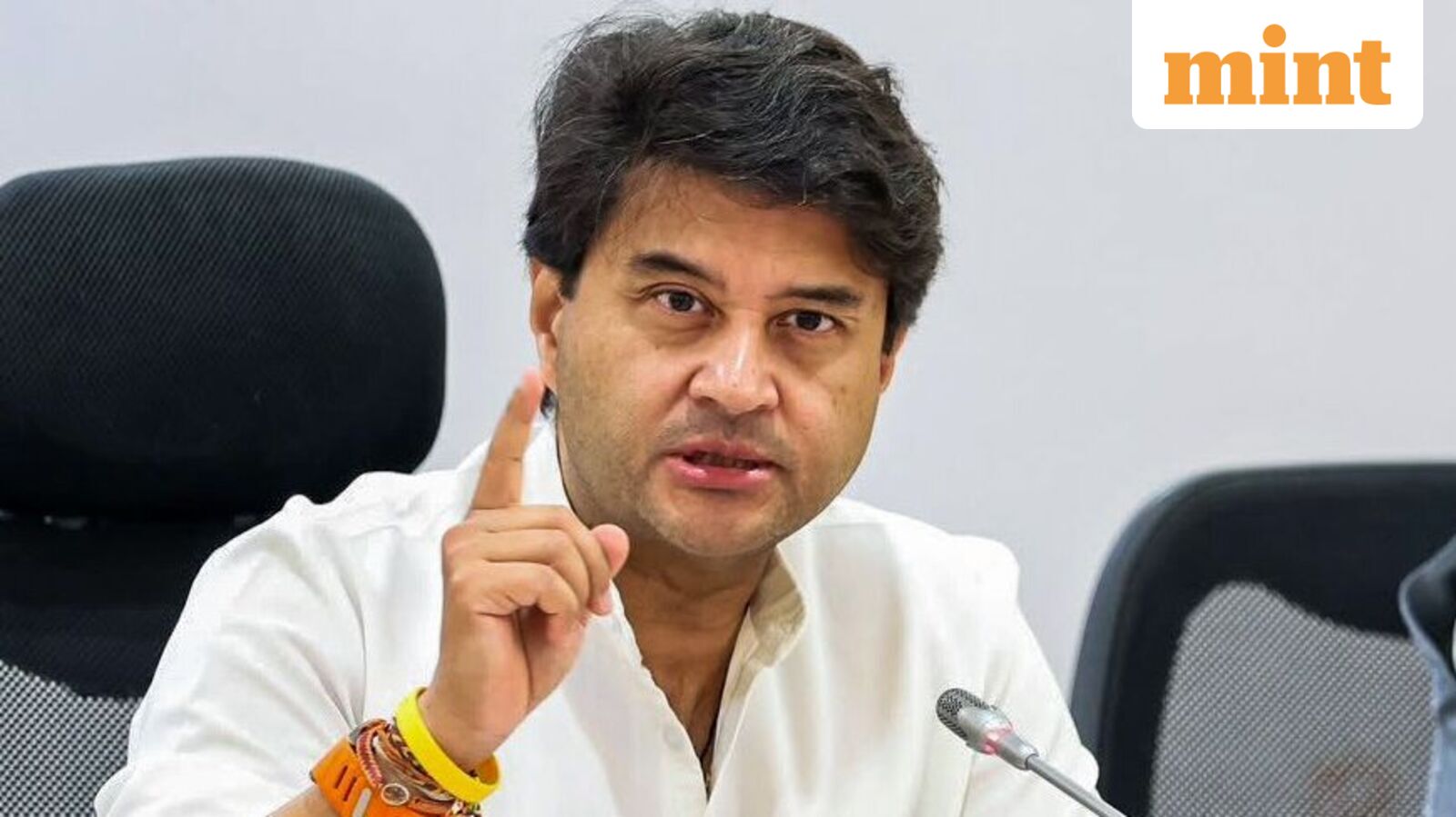 Scindia says satcom security clearance rests with Home Ministry, denies bias — Mint India, Maplewood Technology news